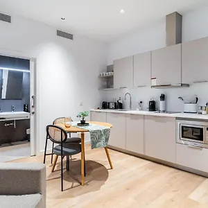 Limehome Ronda De Capuchinos Seville