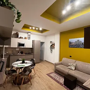 Nel Quartiere Bayres Completamente Rinnovata , Milán Italia